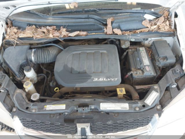 Photo 9 VIN: 2D4RN4DG7BR618676 - DODGE GRAND CARAVAN 