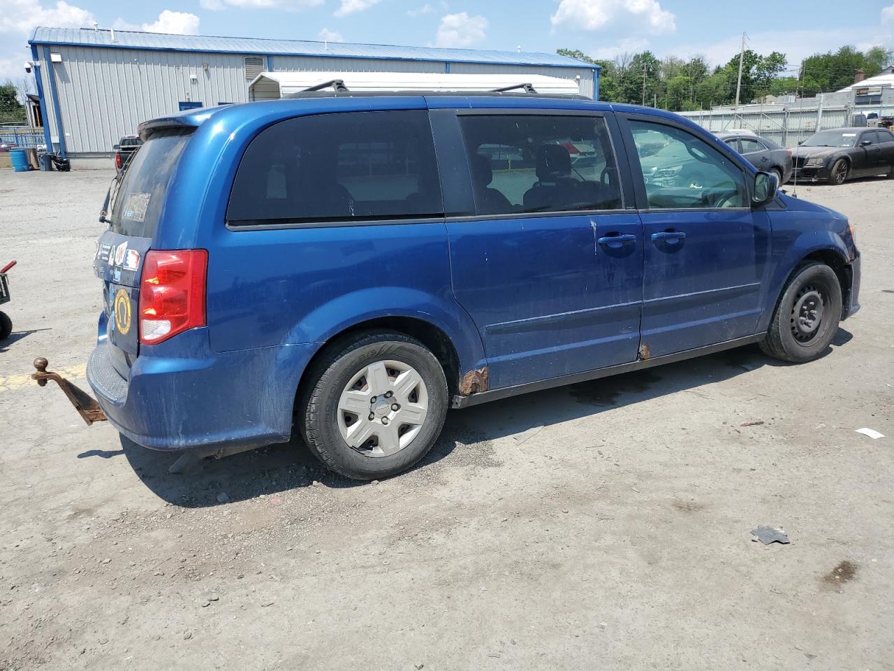 Photo 2 VIN: 2D4RN4DG7BR647465 - DODGE CARAVAN 