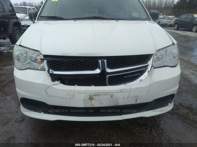 Photo 5 VIN: 2D4RN4DG7BR791646 - DODGE GRAND CARAVAN 