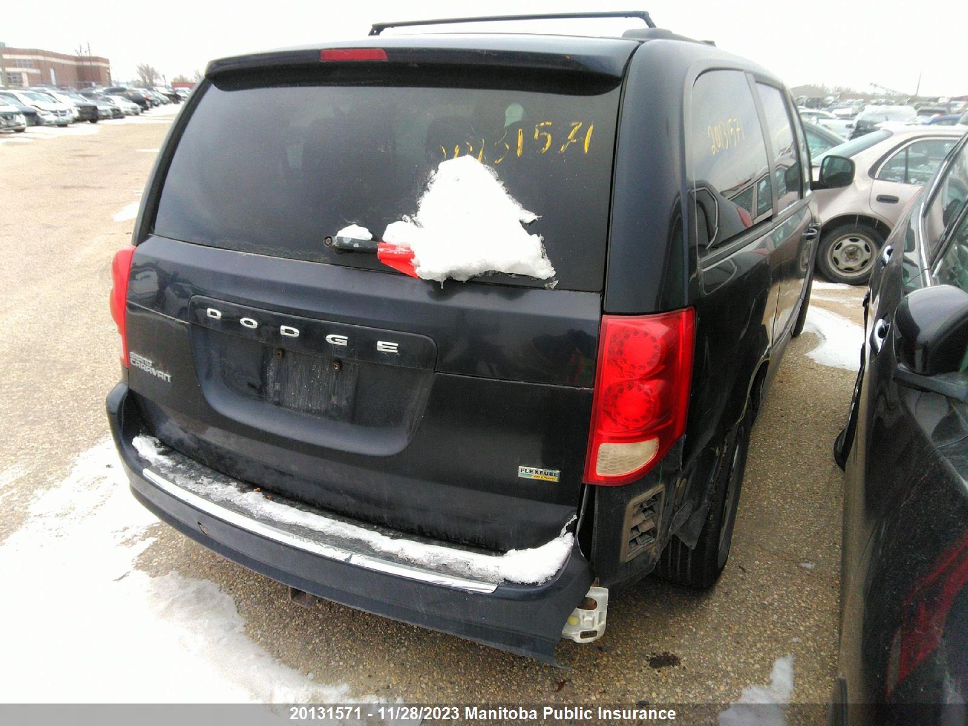 Photo 5 VIN: 2D4RN4DG8BR737420 - DODGE CARAVAN 