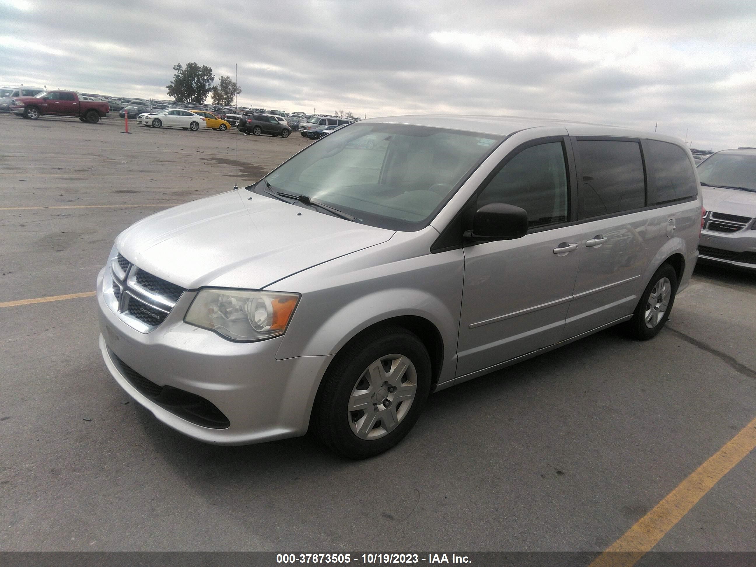 Photo 1 VIN: 2D4RN4DG8BR769154 - DODGE GRAND CARAVAN 