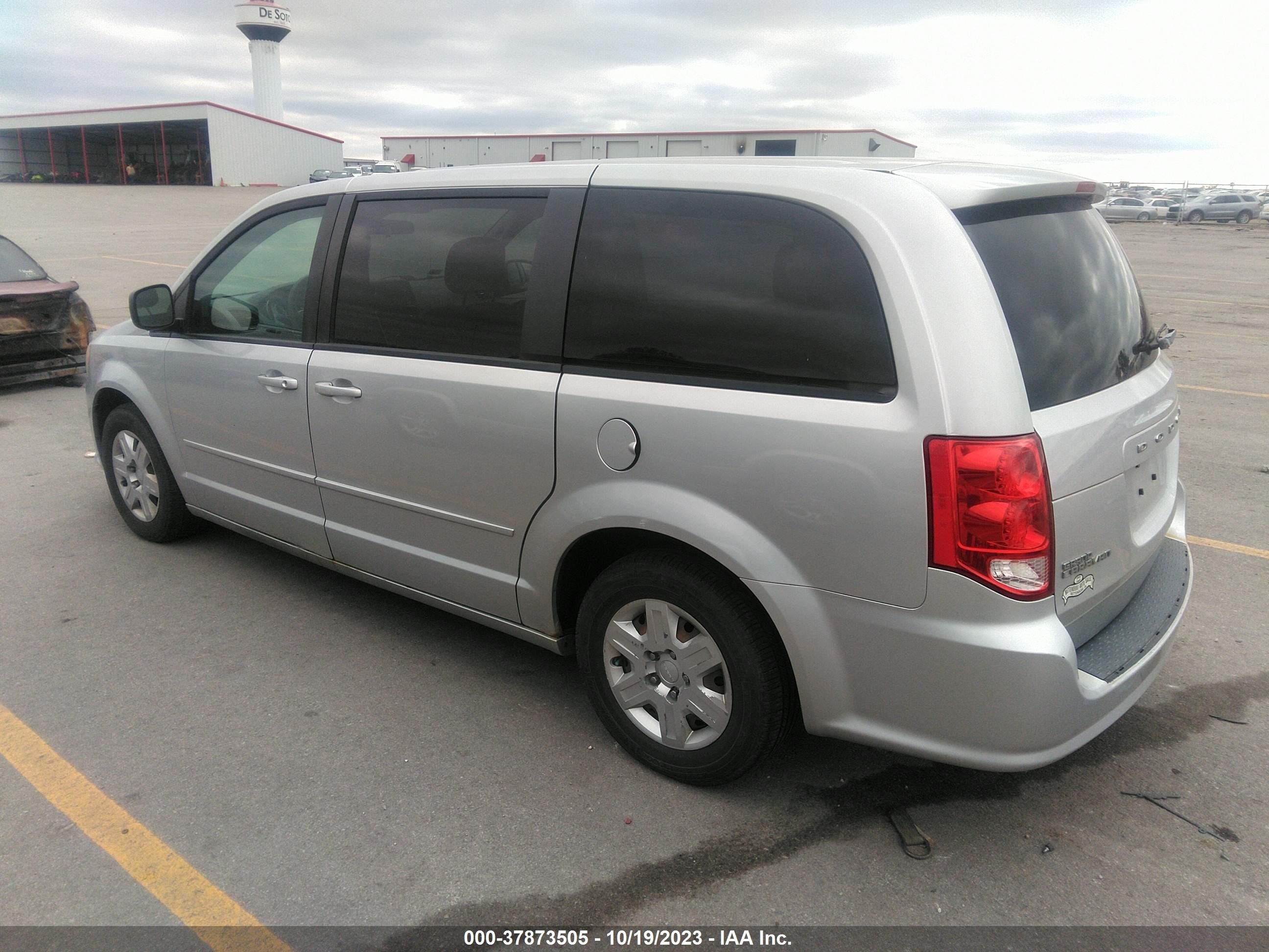 Photo 2 VIN: 2D4RN4DG8BR769154 - DODGE GRAND CARAVAN 