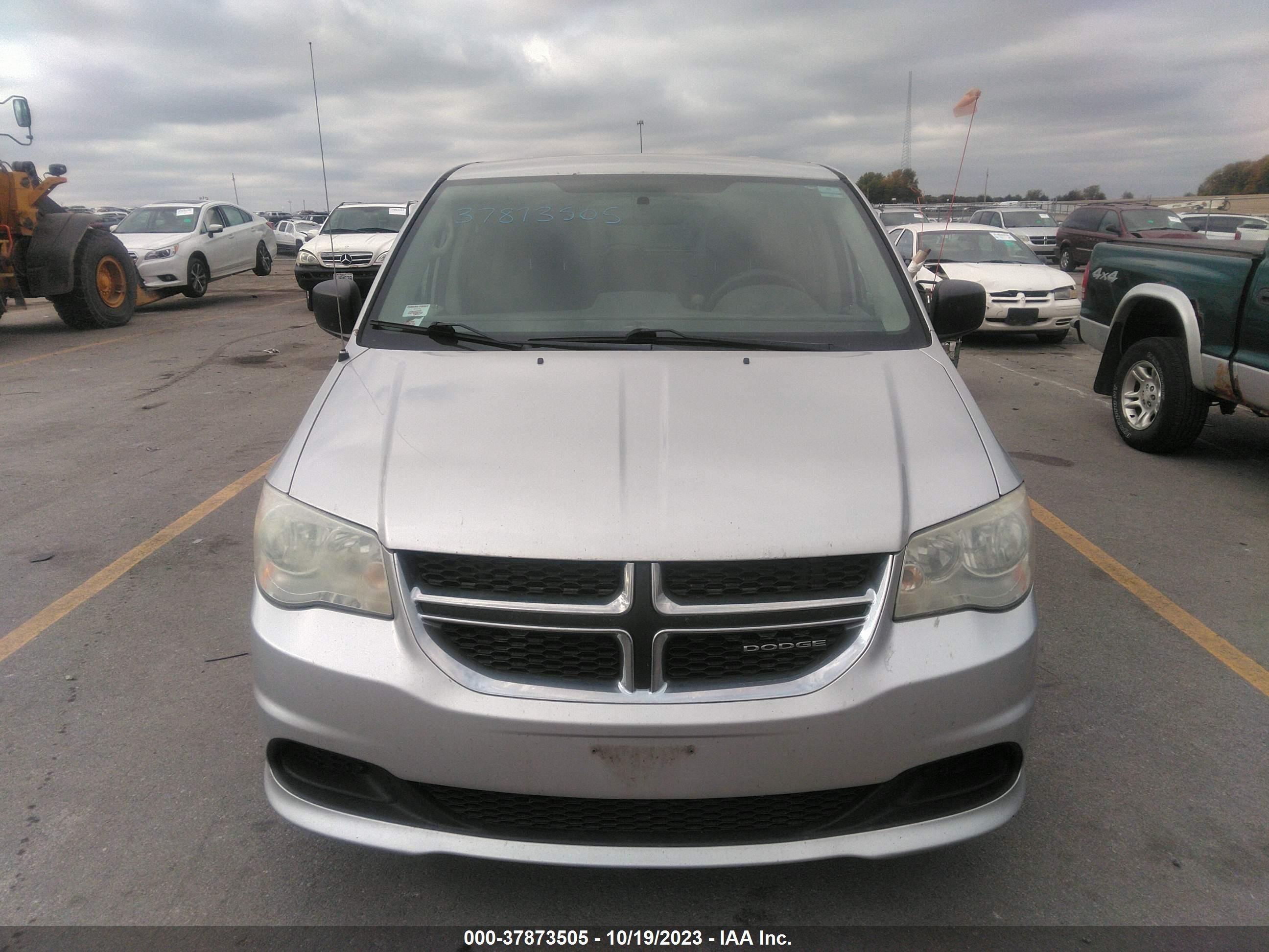 Photo 5 VIN: 2D4RN4DG8BR769154 - DODGE GRAND CARAVAN 