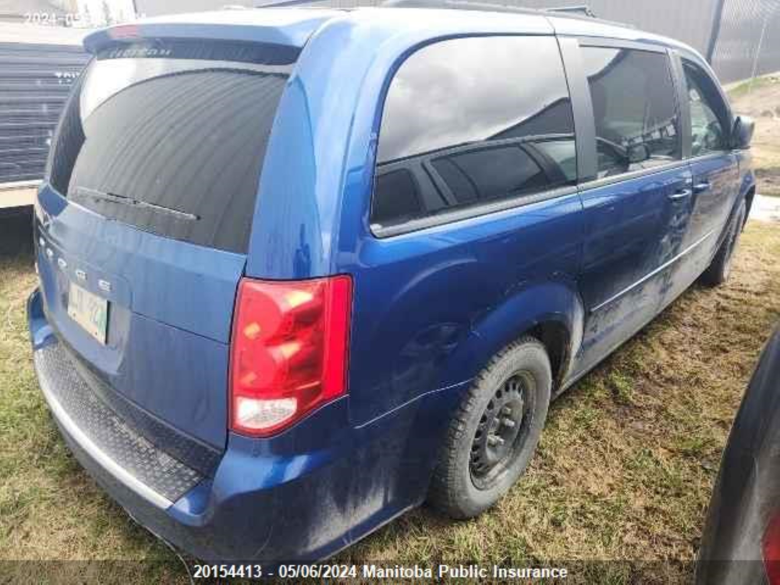 Photo 3 VIN: 2D4RN4DGXBR740965 - DODGE CARAVAN 