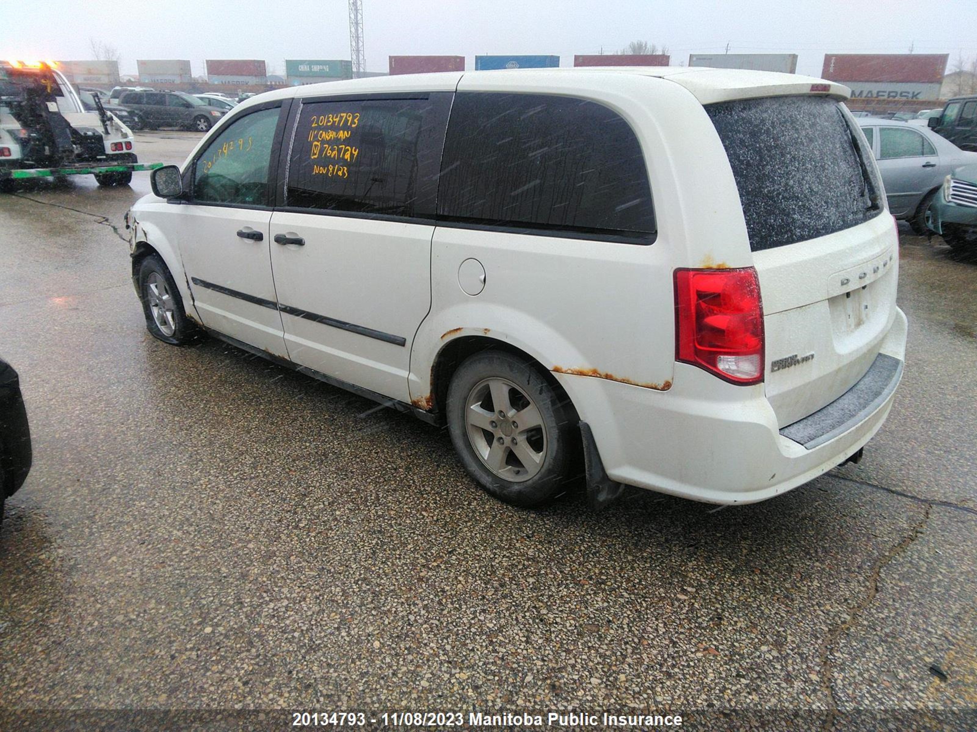 Photo 2 VIN: 2D4RN4DGXBR762724 - DODGE CARAVAN 