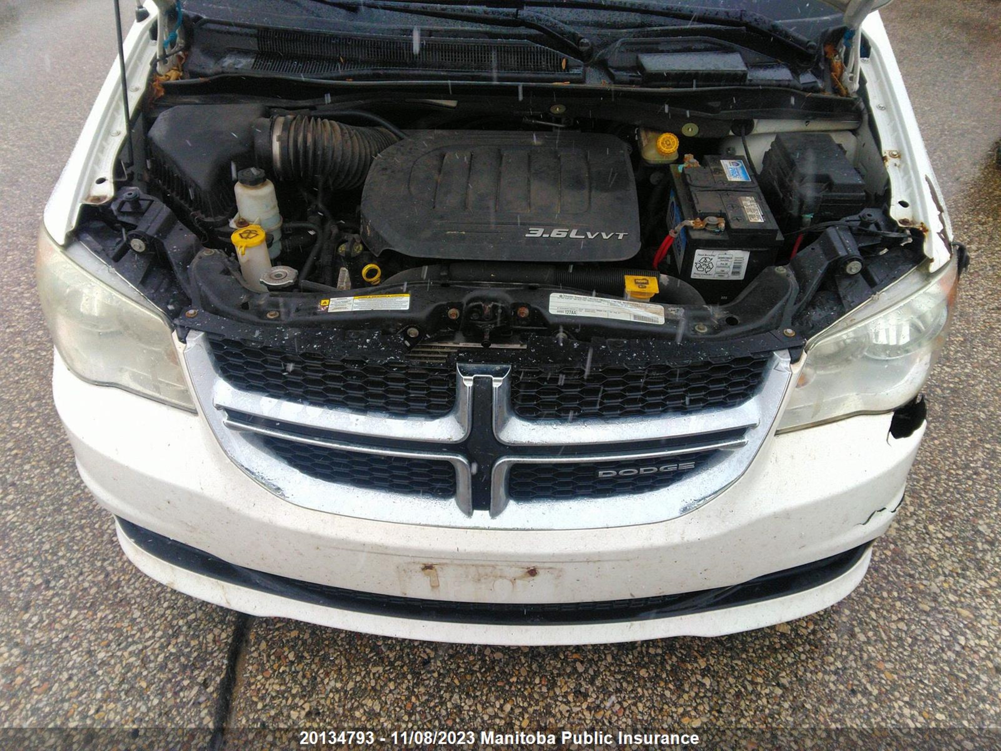 Photo 9 VIN: 2D4RN4DGXBR762724 - DODGE CARAVAN 