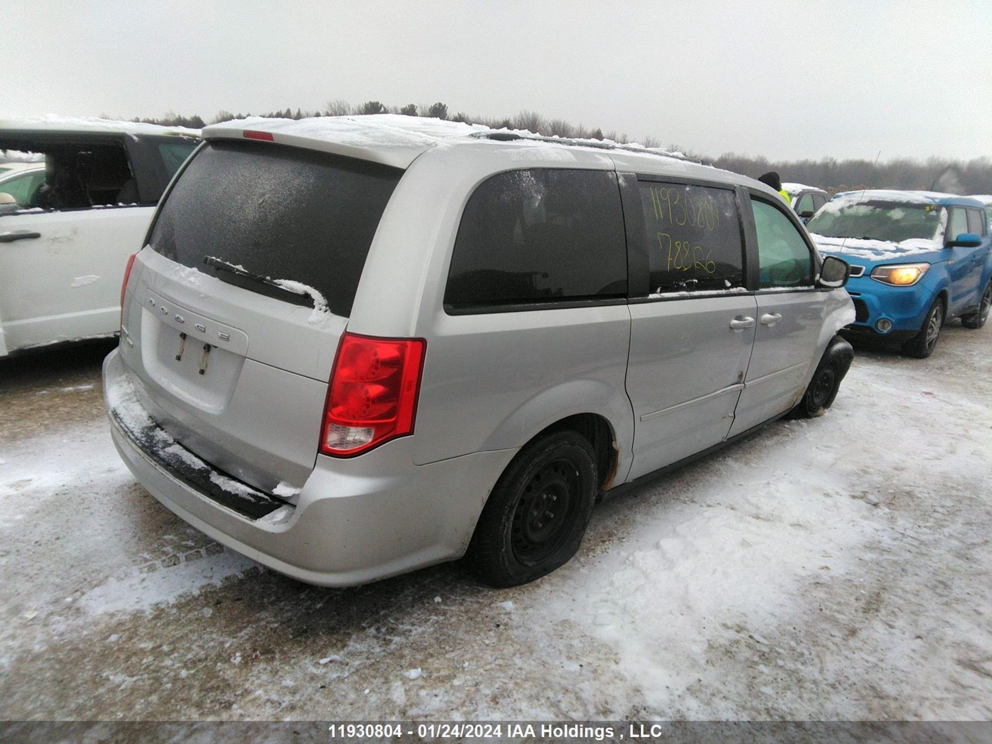 Photo 3 VIN: 2D4RN4DGXBR788126 - DODGE CARAVAN 