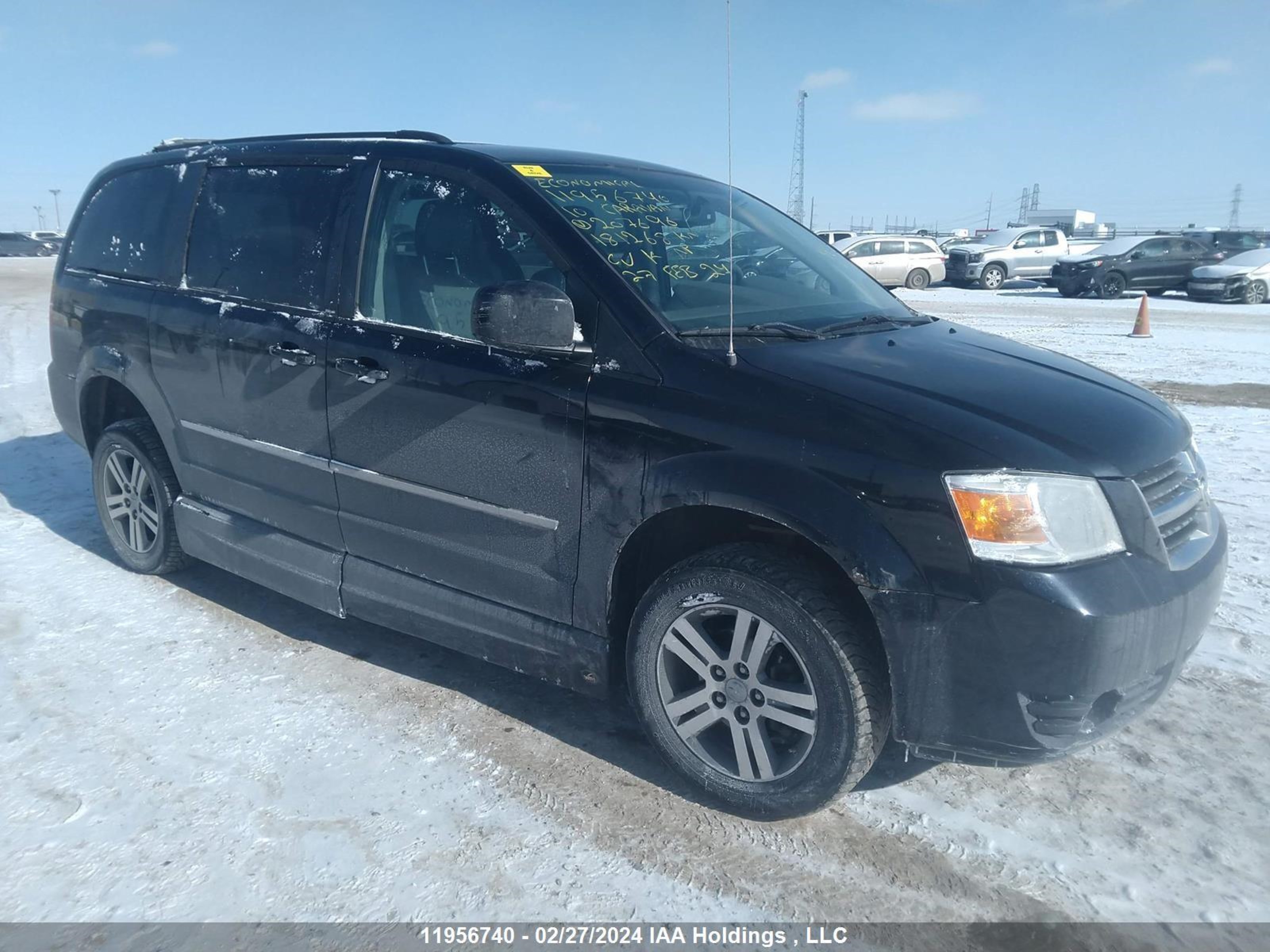 Photo 0 VIN: 2D4RN4DX9AR207696 - DODGE CARAVAN 