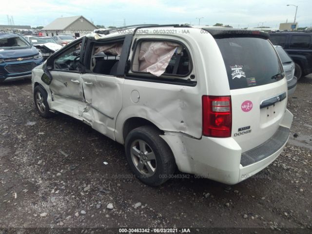 Photo 2 VIN: 2D4RN5D10AR154775 - DODGE GRAND CARAVAN 