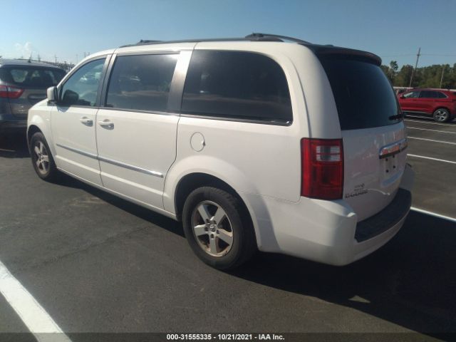 Photo 2 VIN: 2D4RN5D10AR202050 - DODGE GRAND CARAVAN 