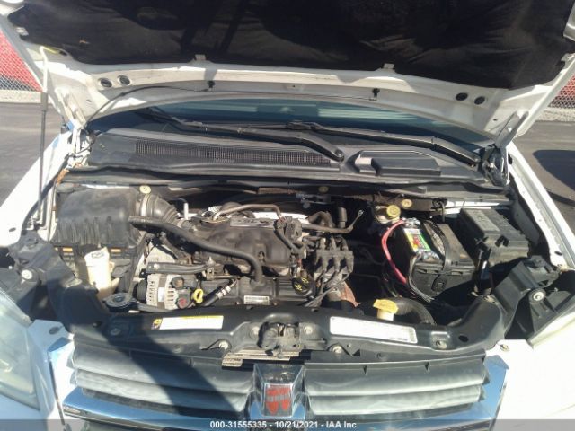 Photo 9 VIN: 2D4RN5D10AR202050 - DODGE GRAND CARAVAN 