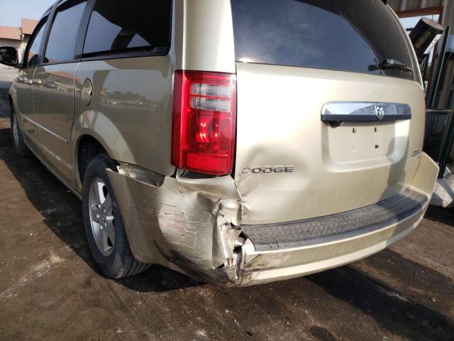 Photo 8 VIN: 2D4RN5D10AR288394 - DODGE CARAVAN SX 