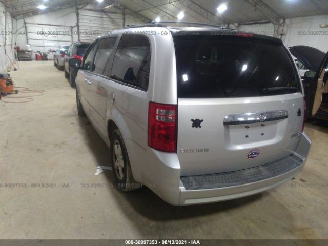 Photo 2 VIN: 2D4RN5D10AR409490 - DODGE GRAND CARAVAN 