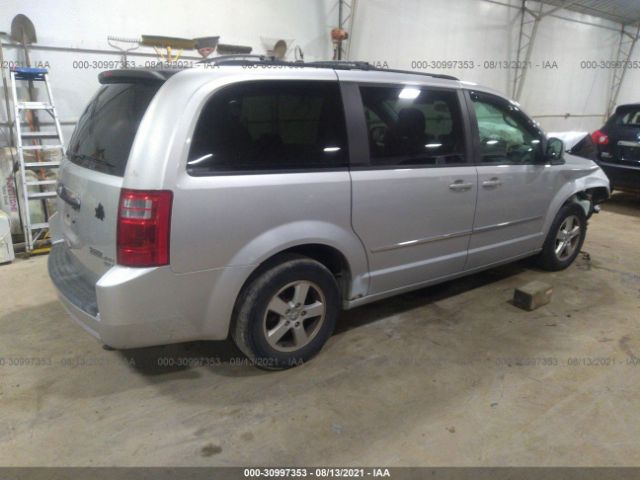 Photo 3 VIN: 2D4RN5D10AR409490 - DODGE GRAND CARAVAN 