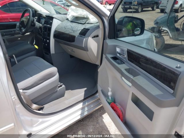 Photo 4 VIN: 2D4RN5D10AR432946 - DODGE GRAND CARAVAN 