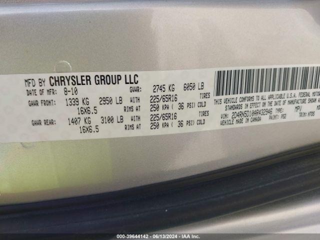 Photo 8 VIN: 2D4RN5D10AR432946 - DODGE GRAND CARAVAN 