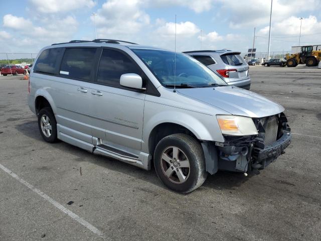 Photo 3 VIN: 2D4RN5D10AR476381 - DODGE CARAVAN 