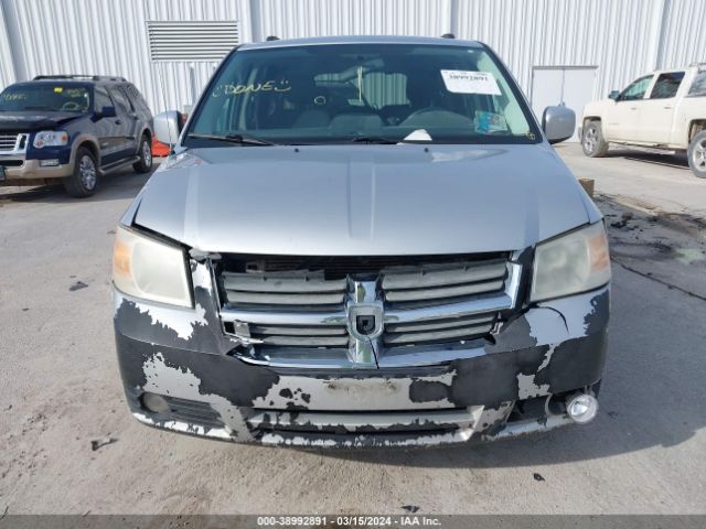 Photo 5 VIN: 2D4RN5D11AR131117 - DODGE GRAND CARAVAN 