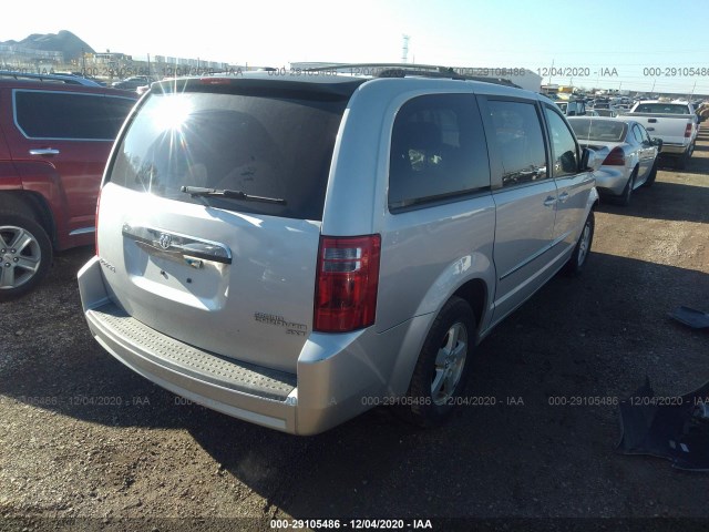 Photo 3 VIN: 2D4RN5D11AR268736 - DODGE GRAND CARAVAN 