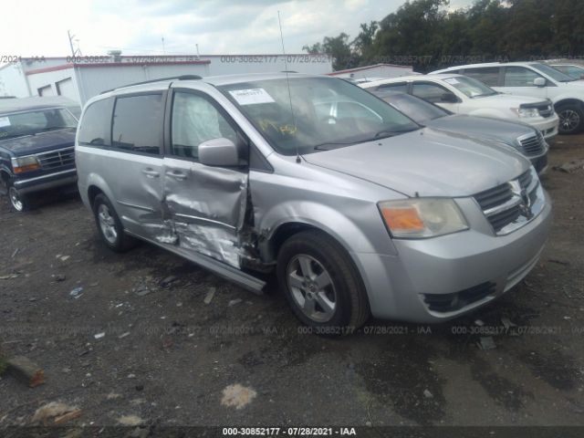 Photo 0 VIN: 2D4RN5D11AR317983 - DODGE GRAND CARAVAN 