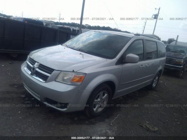 Photo 1 VIN: 2D4RN5D11AR317983 - DODGE GRAND CARAVAN 