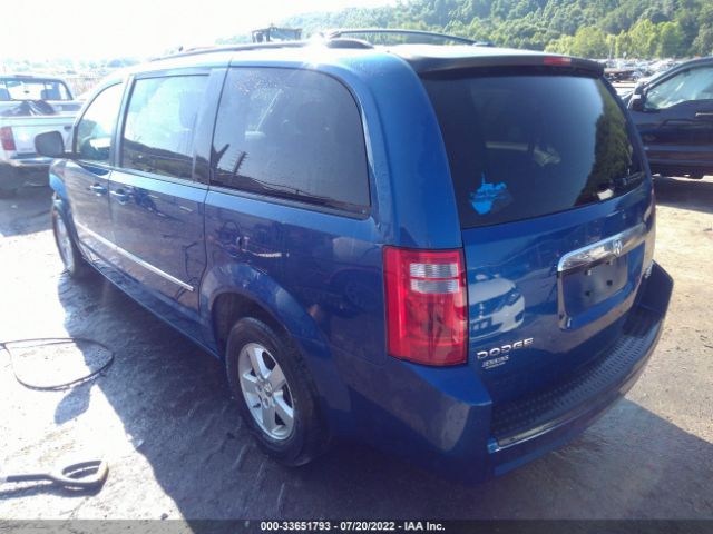 Photo 2 VIN: 2D4RN5D11AR369338 - DODGE GRAND CARAVAN 