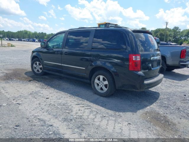 Photo 2 VIN: 2D4RN5D11AR484313 - DODGE GRAND CARAVAN 