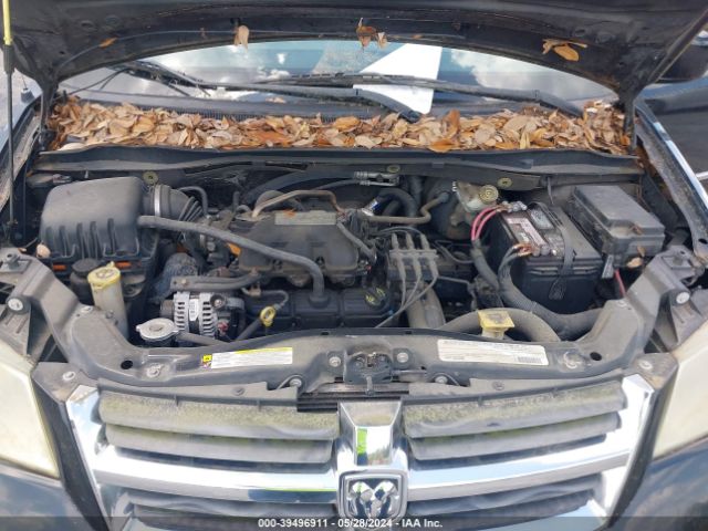 Photo 9 VIN: 2D4RN5D11AR484313 - DODGE GRAND CARAVAN 