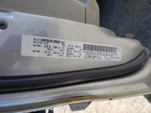 Photo 9 VIN: 2D4RN5D11AR484781 - DODGE GRAND CARA 