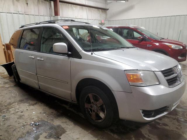 Photo 3 VIN: 2D4RN5D12AR121051 - DODGE CARAVAN 