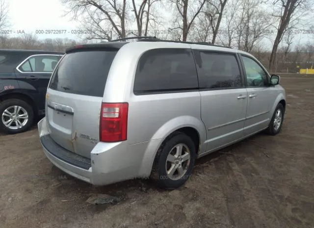 Photo 3 VIN: 2D4RN5D12AR131434 - DODGE GRAND CARAVAN 