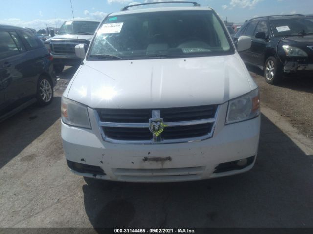 Photo 5 VIN: 2D4RN5D12AR154468 - DODGE GRAND CARAVAN 