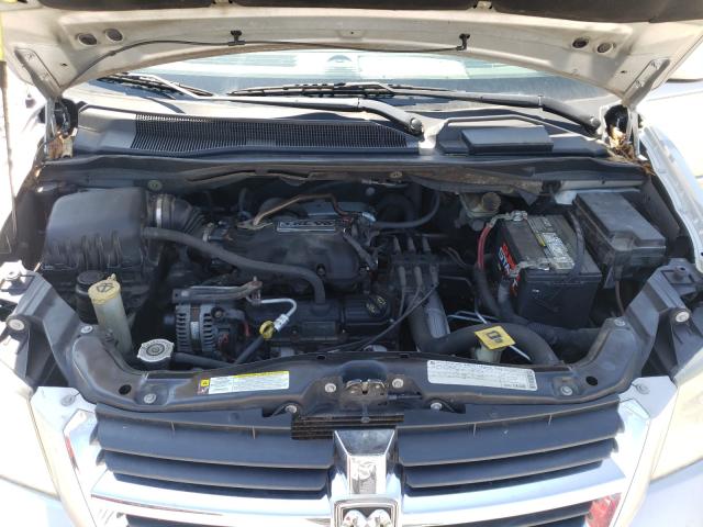 Photo 6 VIN: 2D4RN5D12AR209596 - DODGE GRAND CARA 