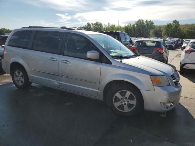 Photo 3 VIN: 2D4RN5D12AR283665 - DODGE CARAVAN 