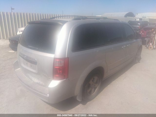 Photo 3 VIN: 2D4RN5D12AR420569 - DODGE GRAND CARAVAN 