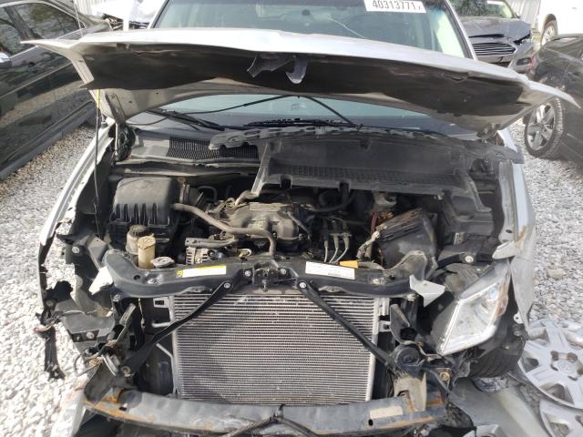 Photo 6 VIN: 2D4RN5D12AR433628 - DODGE GRAND CARA 