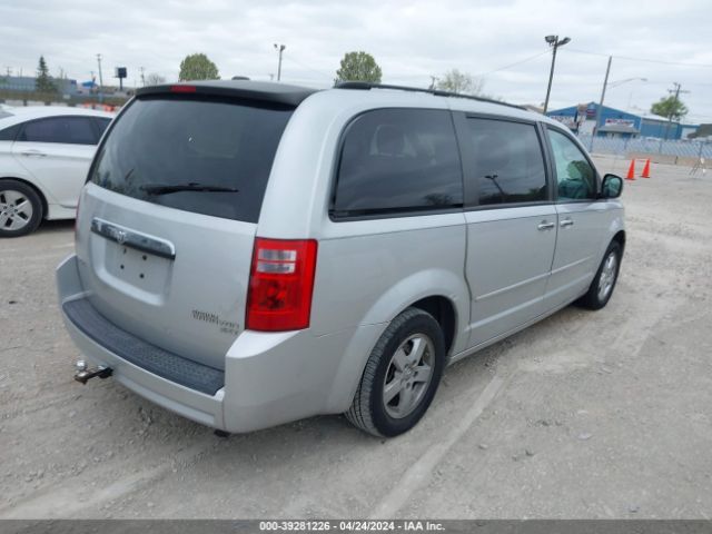 Photo 3 VIN: 2D4RN5D12AR458755 - DODGE GRAND CARAVAN 