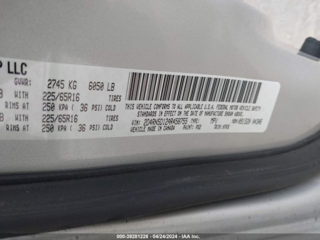 Photo 8 VIN: 2D4RN5D12AR458755 - DODGE GRAND CARAVAN 