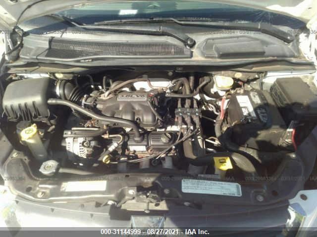 Photo 9 VIN: 2D4RN5D13AR237939 - DODGE GRAND CARAVAN 