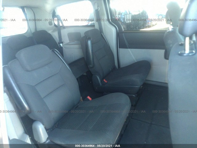 Photo 7 VIN: 2D4RN5D13AR323431 - DODGE GRAND CARAVAN 