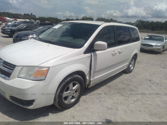 Photo 5 VIN: 2D4RN5D14AR121424 - DODGE GRAND CARAVAN 