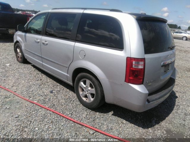 Photo 2 VIN: 2D4RN5D14AR131130 - DODGE GRAND CARAVAN 