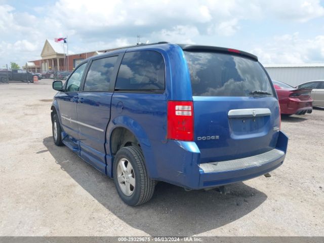 Photo 2 VIN: 2D4RN5D14AR210121 - DODGE GRAND CARAVAN 