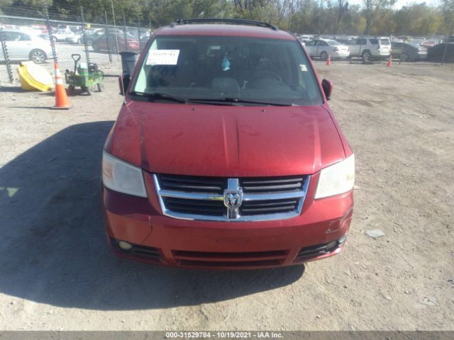 Photo 5 VIN: 2D4RN5D14AR247069 - DODGE GRAND CARAVAN 