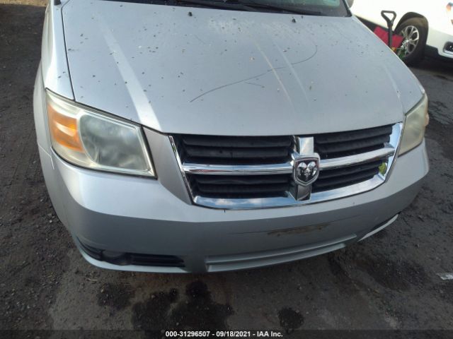 Photo 5 VIN: 2D4RN5D14AR349004 - DODGE GRAND CARAVAN 