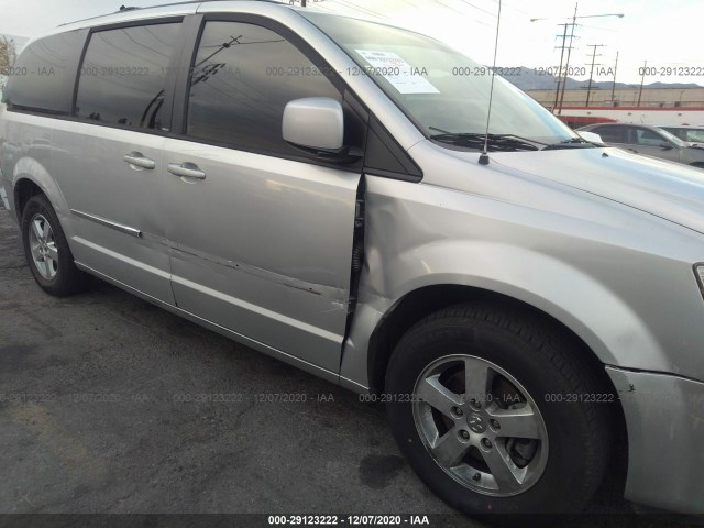 Photo 5 VIN: 2D4RN5D14AR367292 - DODGE GRAND CARAVAN 