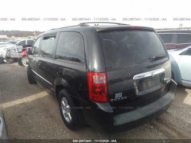 Photo 2 VIN: 2D4RN5D15AR117821 - DODGE GRAND CARAVAN 