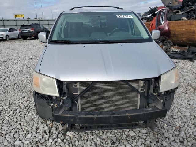 Photo 4 VIN: 2D4RN5D15AR122162 - DODGE GRAND CARA 