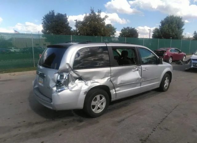 Photo 3 VIN: 2D4RN5D15AR130763 - DODGE GRAND CARAVAN 