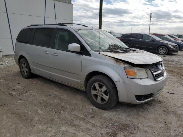 Photo 3 VIN: 2D4RN5D15AR216204 - DODGE CARAVAN 